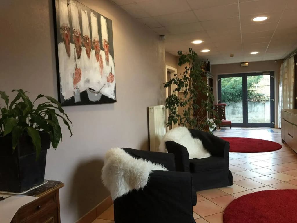 Au Cygne - Photo 1