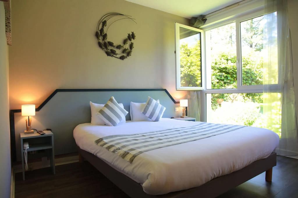 Hotel Latitude Ouest - Photo 3