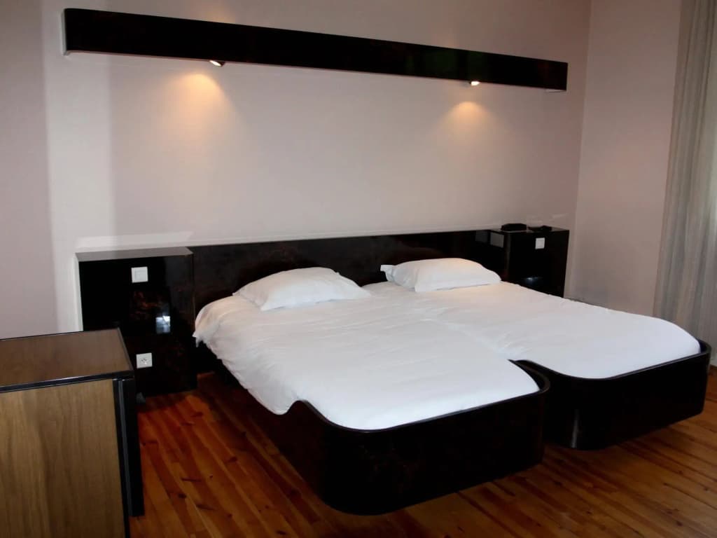 Hôtel des Voyageurs - Photo 3