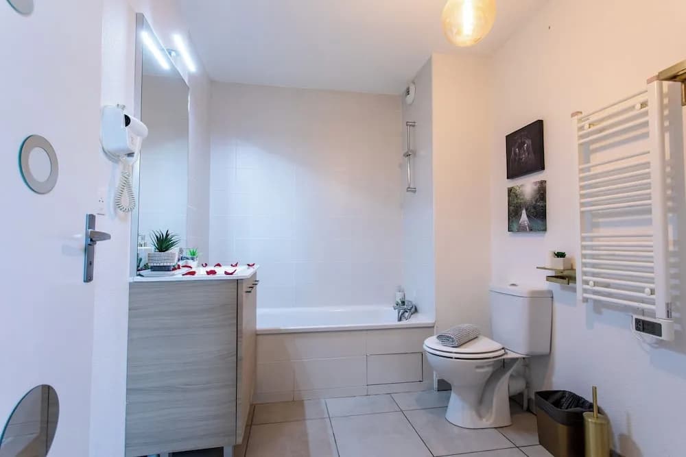 Suite jacuzzi - Miniature 6