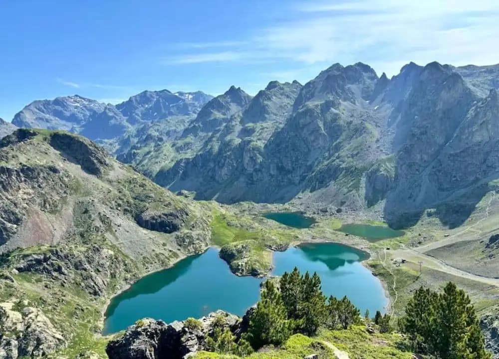 Family Escape in the Alps - Miniature 8