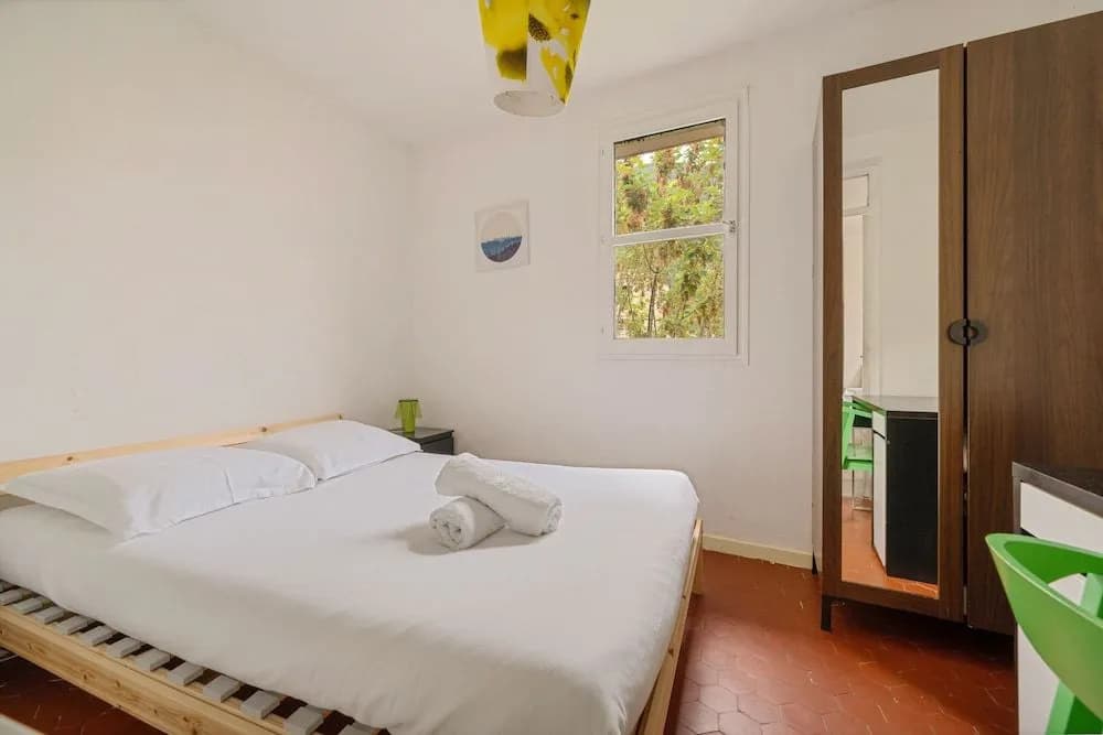 Alexandra Apartments - Photo 5