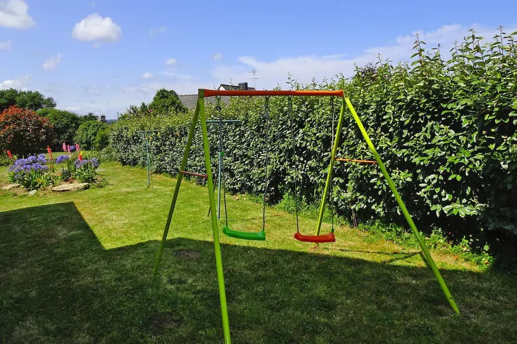 Holiday Home With Beautiful Terrace Area - Miniature 7