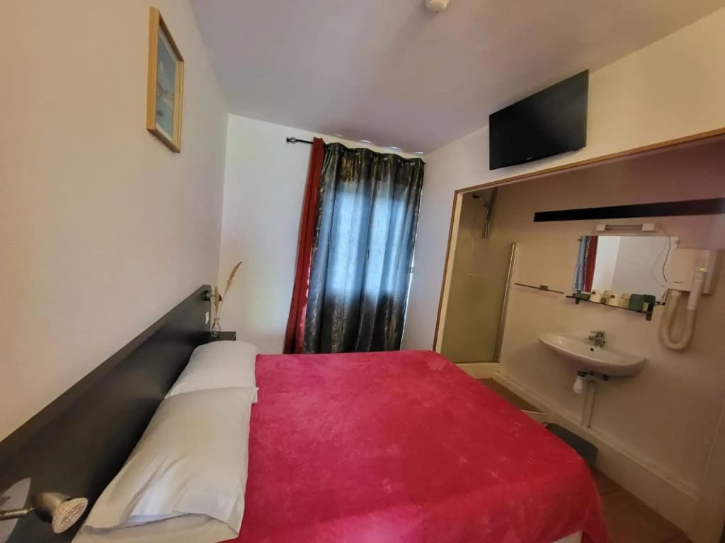 Hôtel Les Rosiers - Photo 4