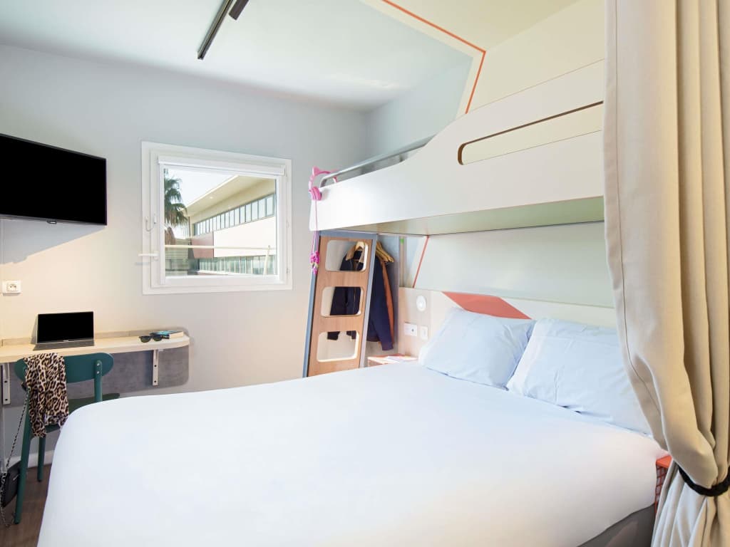 Ibis Budget Marseille L'estaque - Photo 5