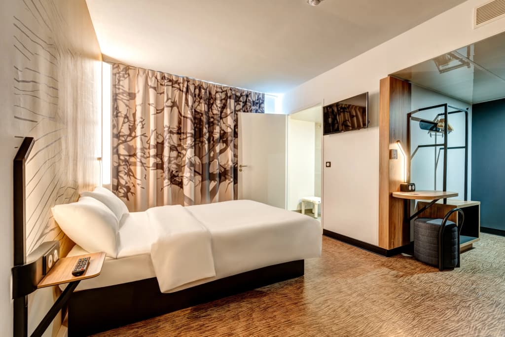 B&B HOTEL Bois D'Arcy Saint Quentin en Yvelines - Photo 3