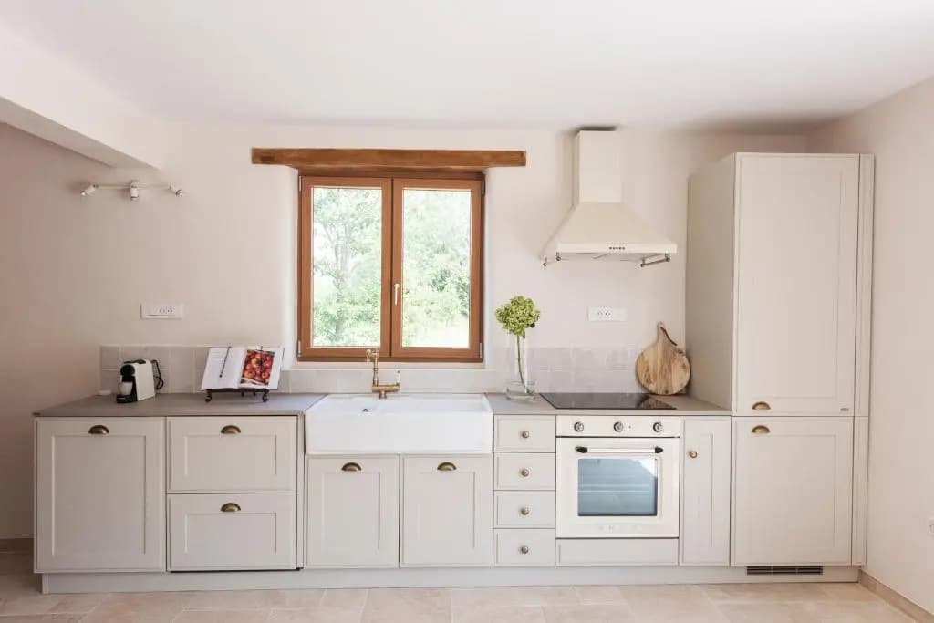 La Petite Ruche, 1 Bedroom Gite in the Luberon (Adults Only) - Photo 2