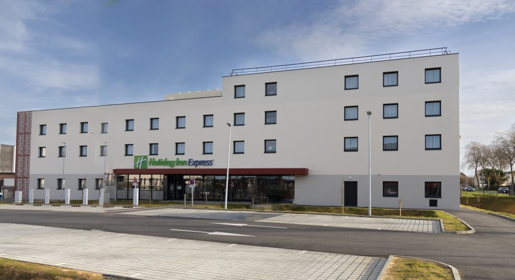 Holiday Inn Express Caen Epron by IHG - Photo 1