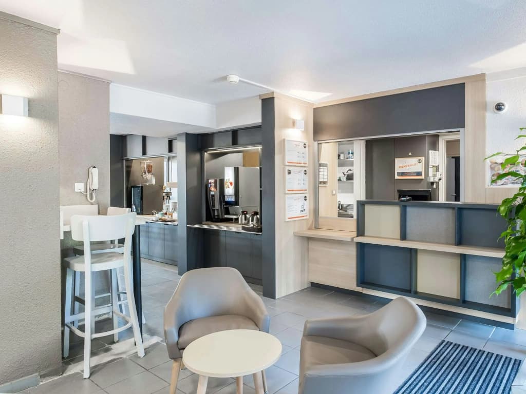 B&B HOTEL ANNEMASSE Saint-Cergues - Miniature 6