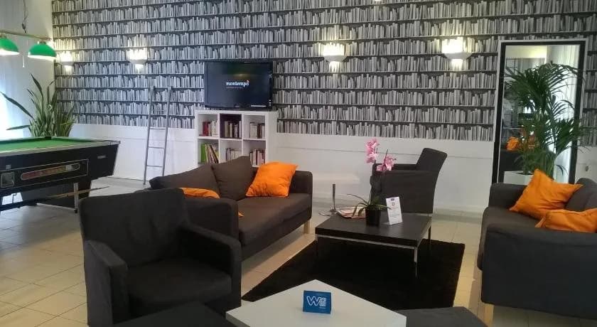 Montempô Apparthôtel Evry - Photo 2