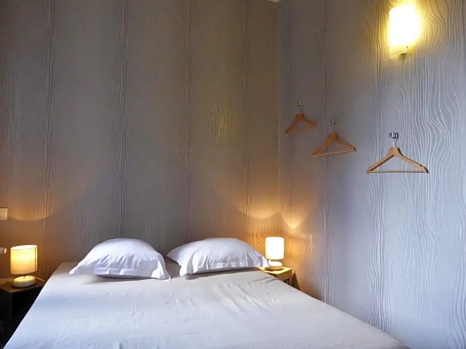 Le Bannier Hotel Restaurant - Photo 4