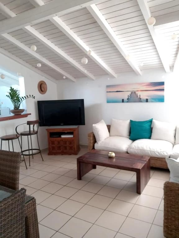Maison de 2 chambres avec jardin clos et wifi a Le Gosier a 3 km de la plage - Photo 2