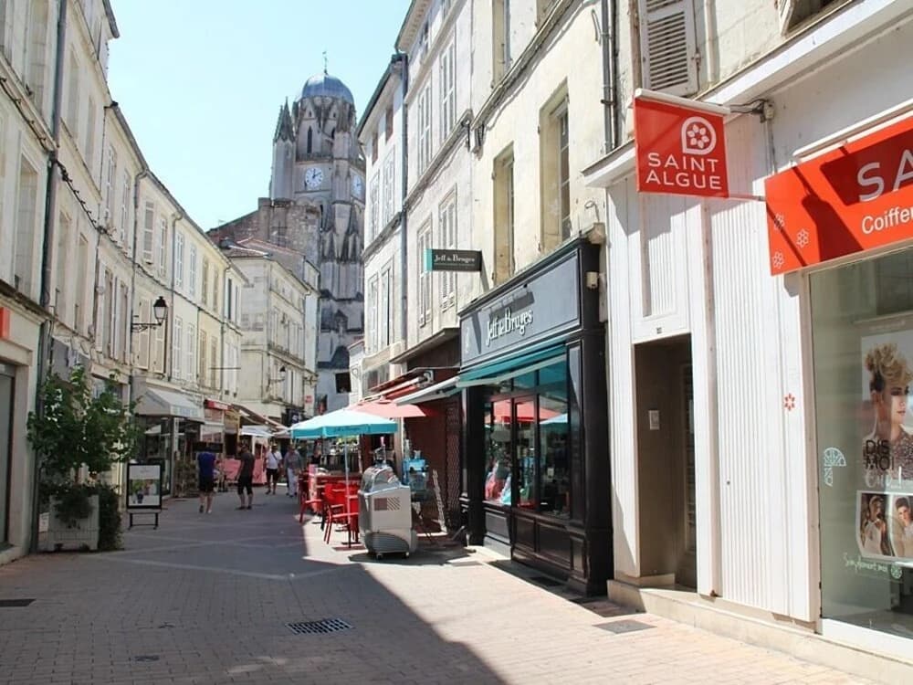 Une Chambre en Ville - Photo 1