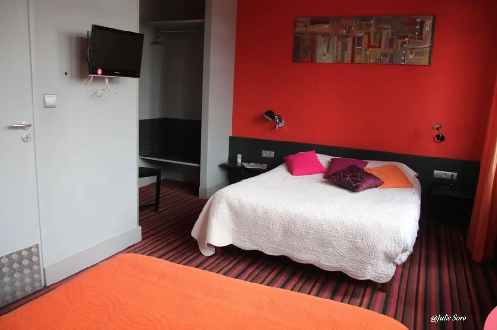 Hôtel Latino Reims Centre - Photo 4