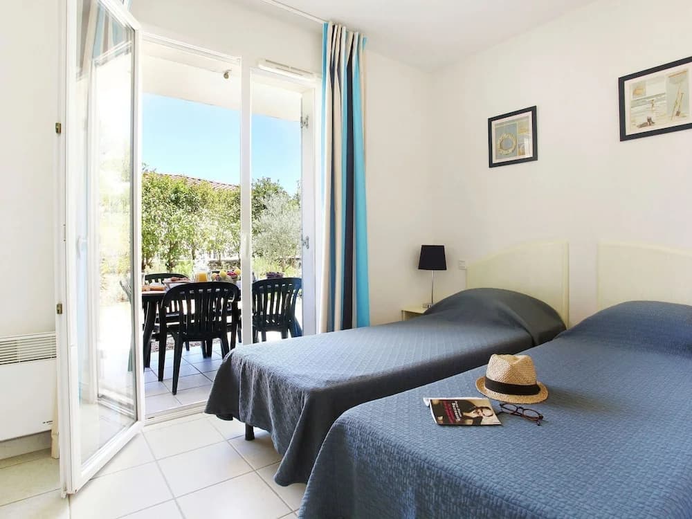 Coastal Stay for Groups - Photo 2