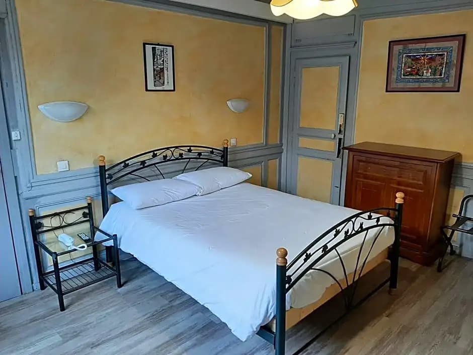 Hôtel Les Beaux Arts - Photo 5