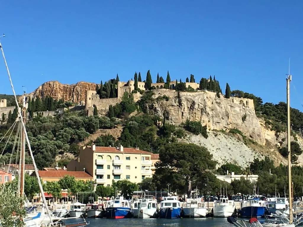 appartement cosy à 10 mètres du port de Cassis - Photo 4