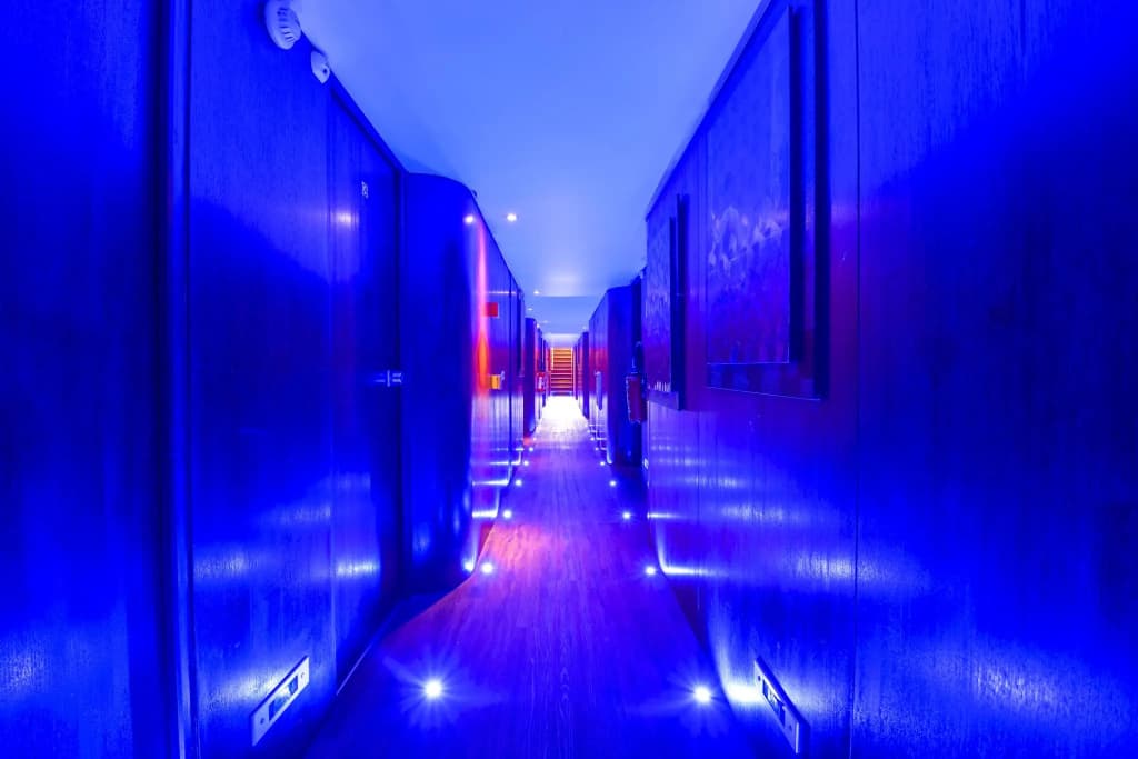VIP Paris Yacht Hotel - Miniature 8
