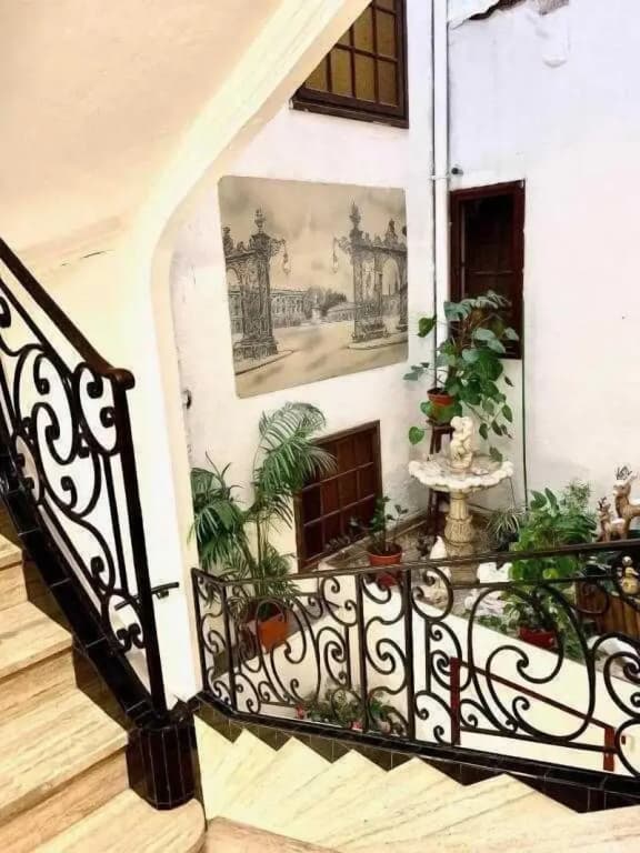 Hôtel de l'académie - Miniature 7
