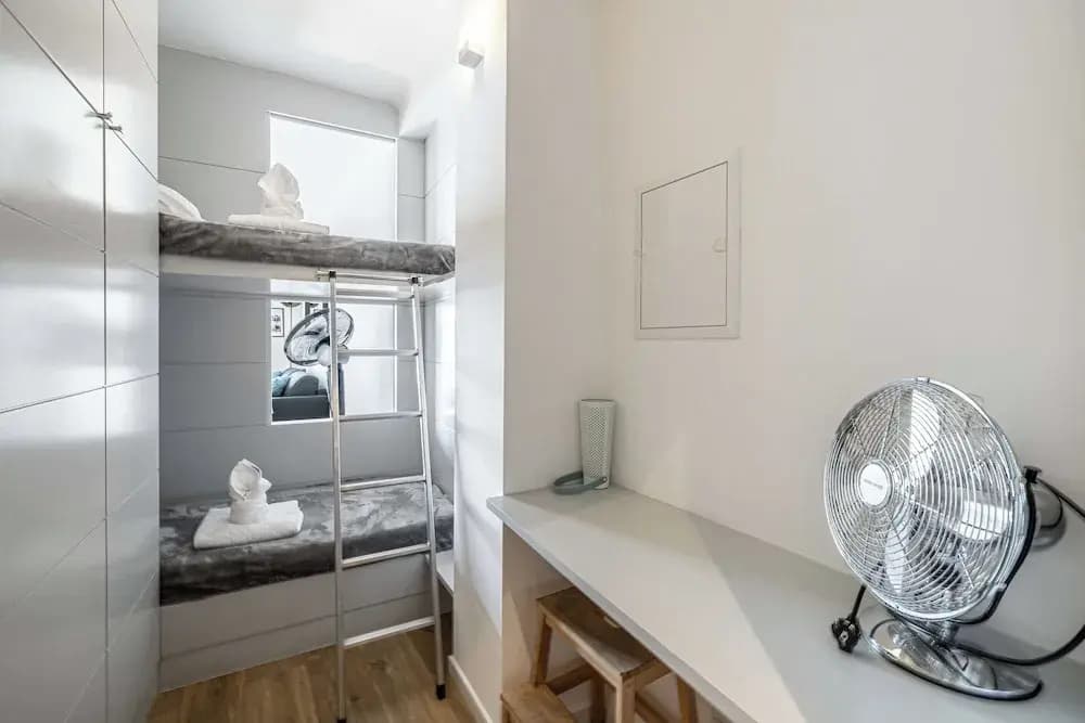 Charming Appt - 1bd/4p- sea View - Antibes Centre - Photo 3