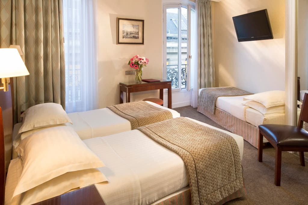 Hotel Delavigne - Photo 5