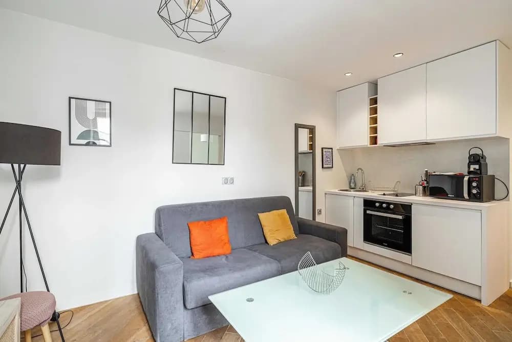 Charming 1 Bedroom Apartment- Heart of Cannes - Miniature 8