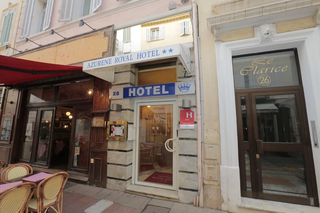 Azurene Royal Hotel - Photo 1