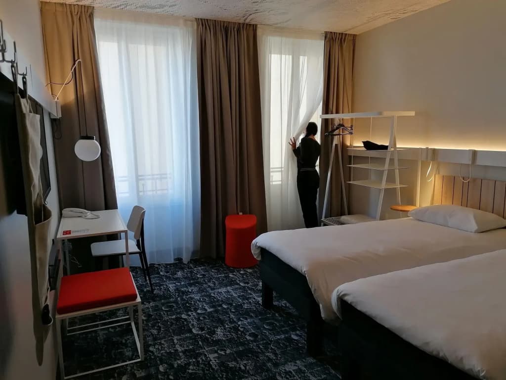 ibis Lyon Centre Perrache - Photo 3