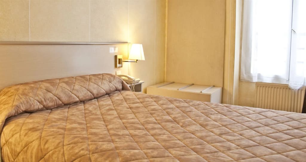 Hôtel de Paris Montmartre - Photo 3