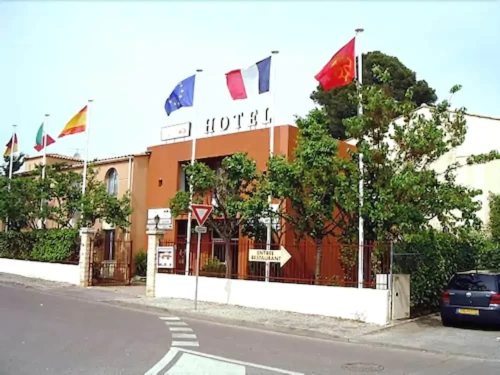 Le Clos de l'Aube Rouge - Photo 1
