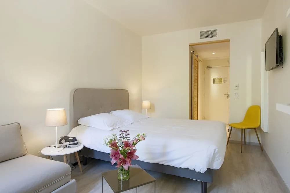 Hotel restaurant des Maures - Photo 4