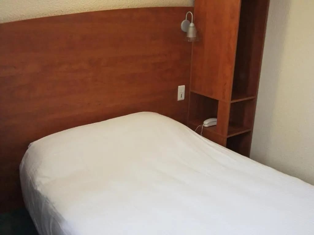 Adams Hotel - Photo 3