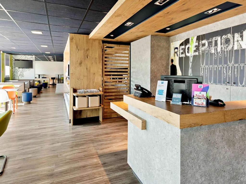 Ibis Budget La Roche sur Yon - Photo 2