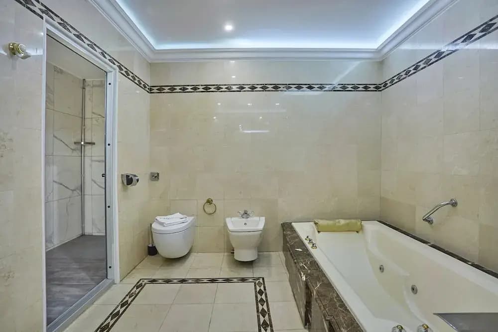 Superb Apartment Center of Paris-montmartre - Miniature 8