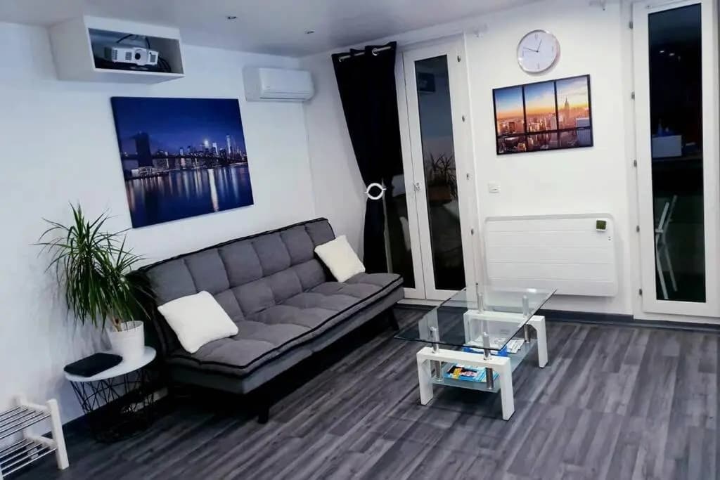 Superbe studio de 30m2 proche de Paris - Miniature 8