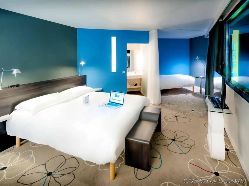 ibis Styles Brest Centre Port - Miniature 7