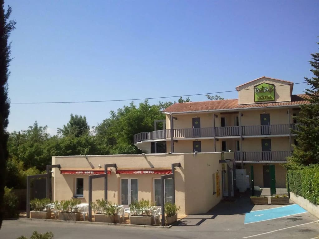 Hotel Bel'Alp Manosque - Photo 1