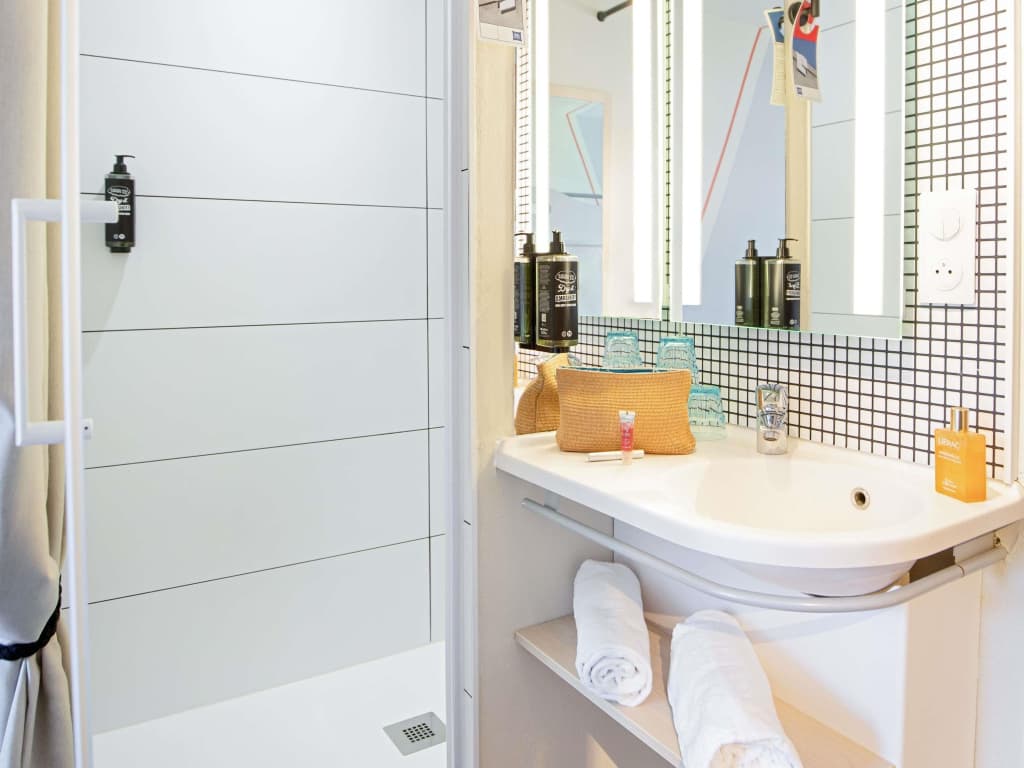 Ibis Budget Marseille L'estaque - Miniature 8