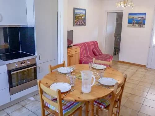 Holiday Home Herriot - Miniature 6