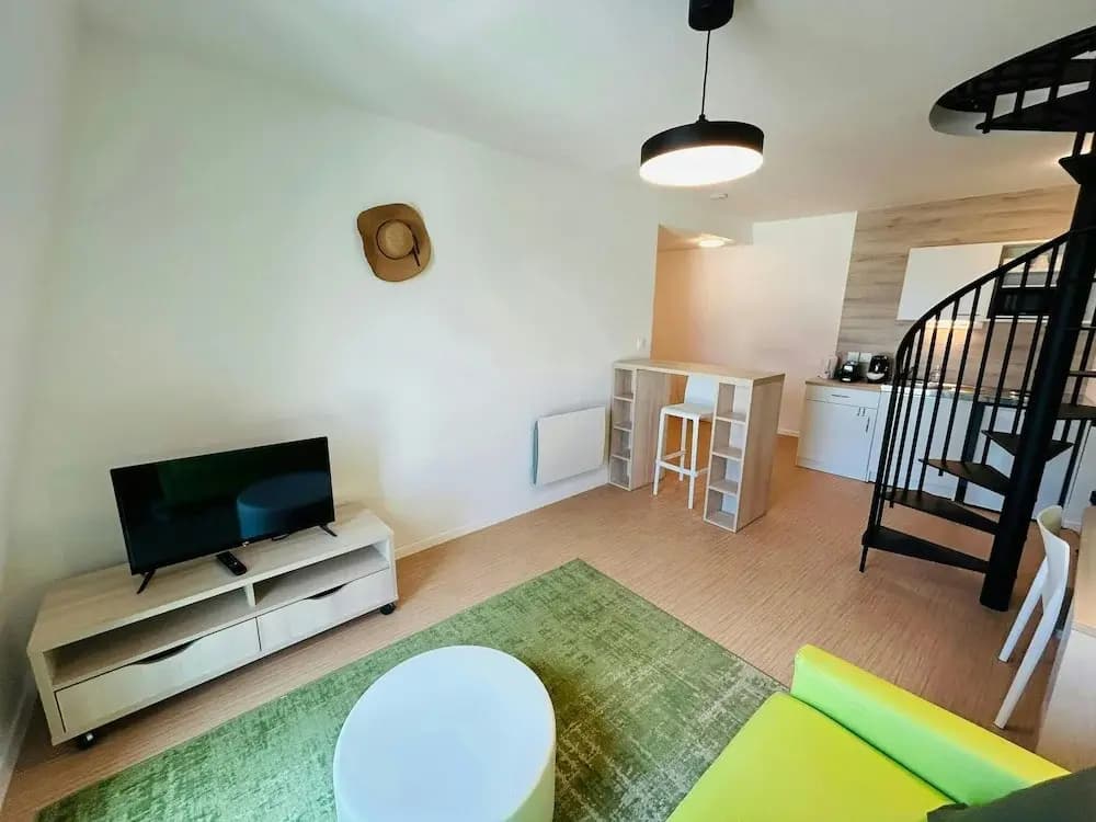 We Live In R - Duplex 504 - Photo 4