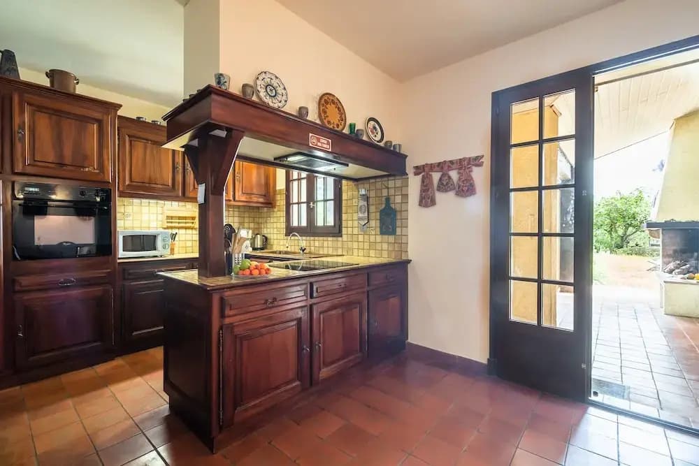 Villa in Beaufort With Pool & Views - Photo 4