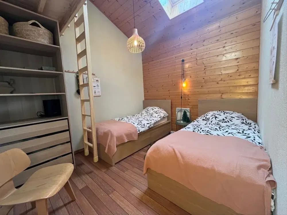 Spacious Apartment With Balcony in the French Alps - Photo 3