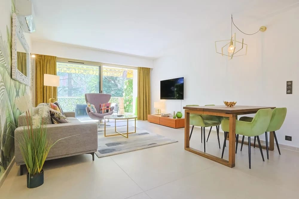 Le Jungle in Cannes With 2 Bedrooms and 2 Bathrooms - Photo 2