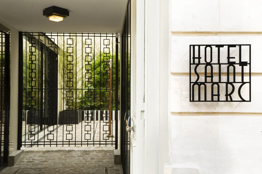 Hotel Saint-Marc - Photo 1