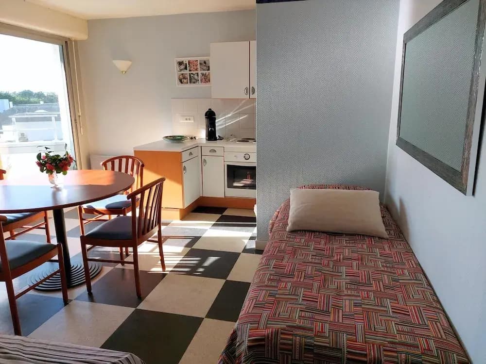 Apartment in Cornouaille Near Sandy Beach - Photo 2