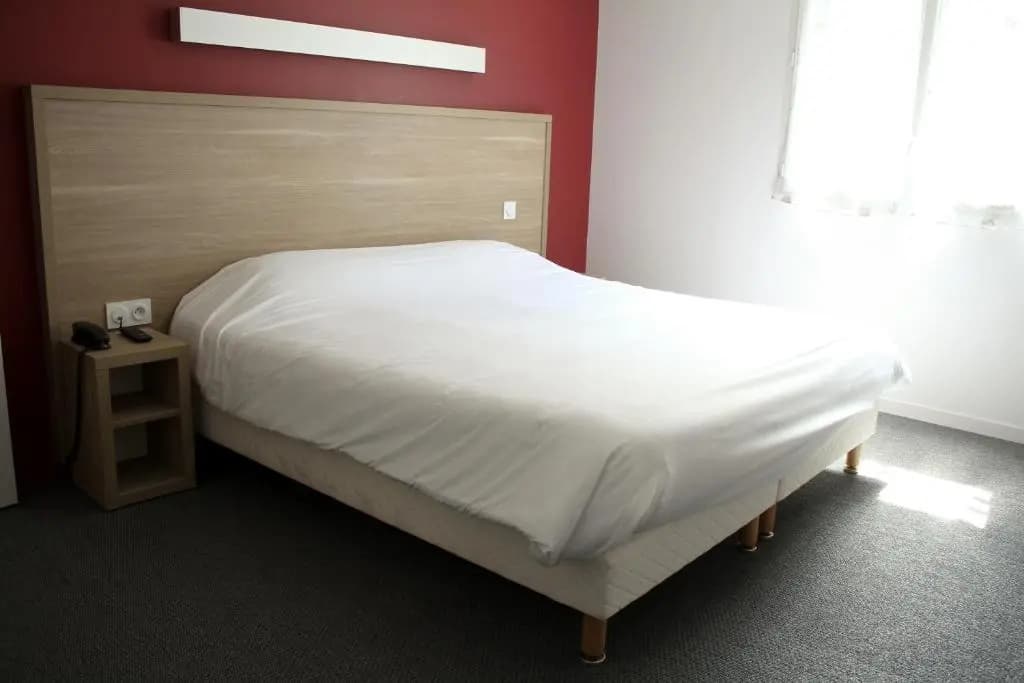 Fasthotel Laval - Photo 2