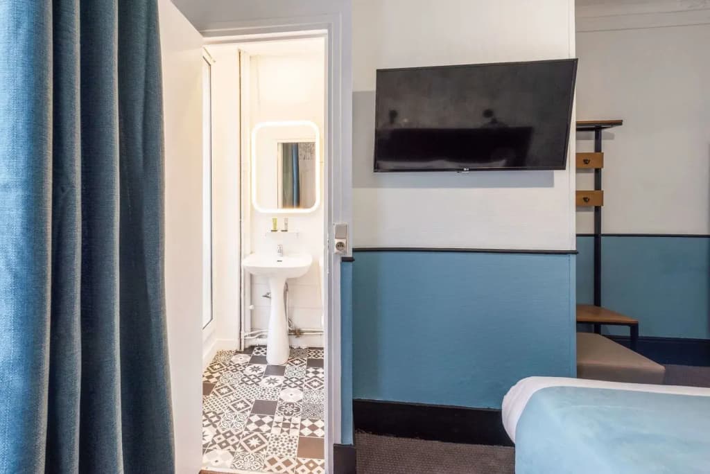 Lennon by Avalon Hotel Paris Gare du Nord - Photo 2