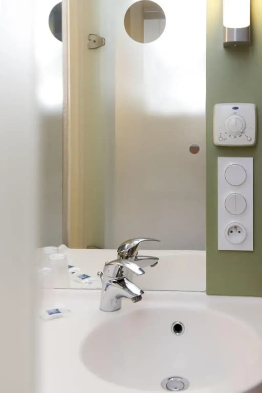 ibis budget Dole - Miniature 8