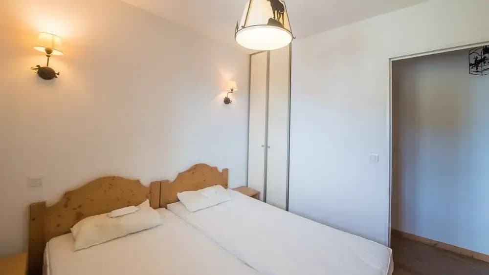 Apartment in France With Ski Access & Pool - Photo 2