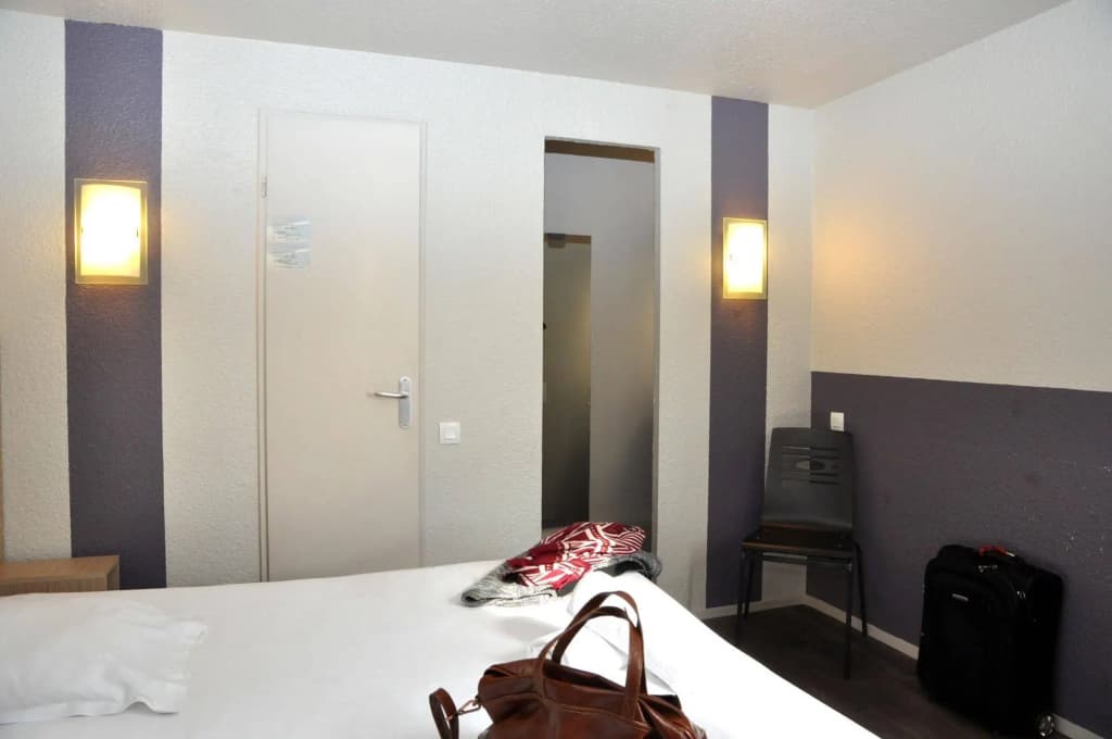 B Hotel Caen Mondeville - Photo 3